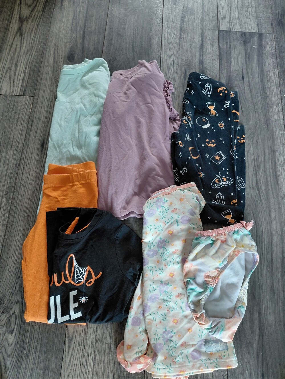 Girls Pajama And Blouse Bundle Size 6/6x
